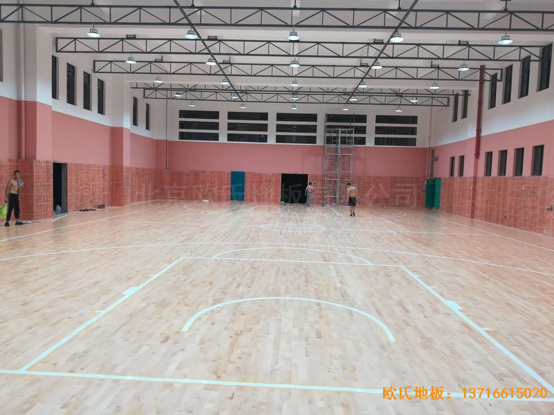 ��h�A���Ϻ���С�w��ľ�ذ尲�b����