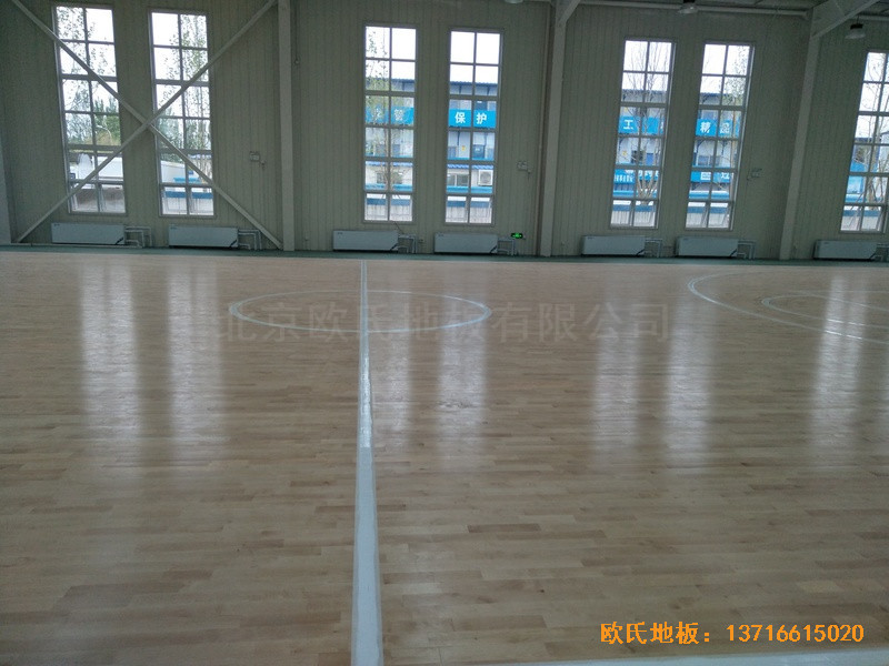 �������ɽ��ڻ��(d��ng)�����\(y��n)��(d��ng)ľ�ذ尲�b����4