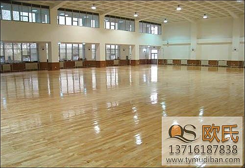 �҃�(n��i)�\(y��n)��(d��ng)��(zhu��n)��ľ�ذ���ΰ��bʹ��