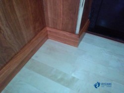 俄勒岡松舞臺場館地板牌子