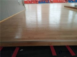 實木運動場木地板如何保潔